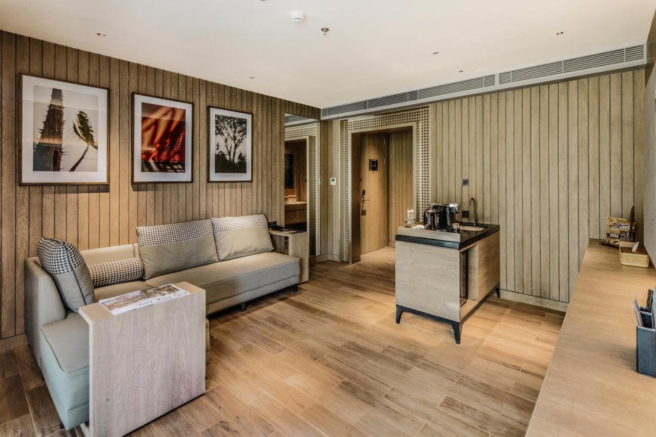 מלון פונקאק The Botanica Sanctuary מראה חיצוני תמונה The interior of a suite at the Mandarin Oriental
