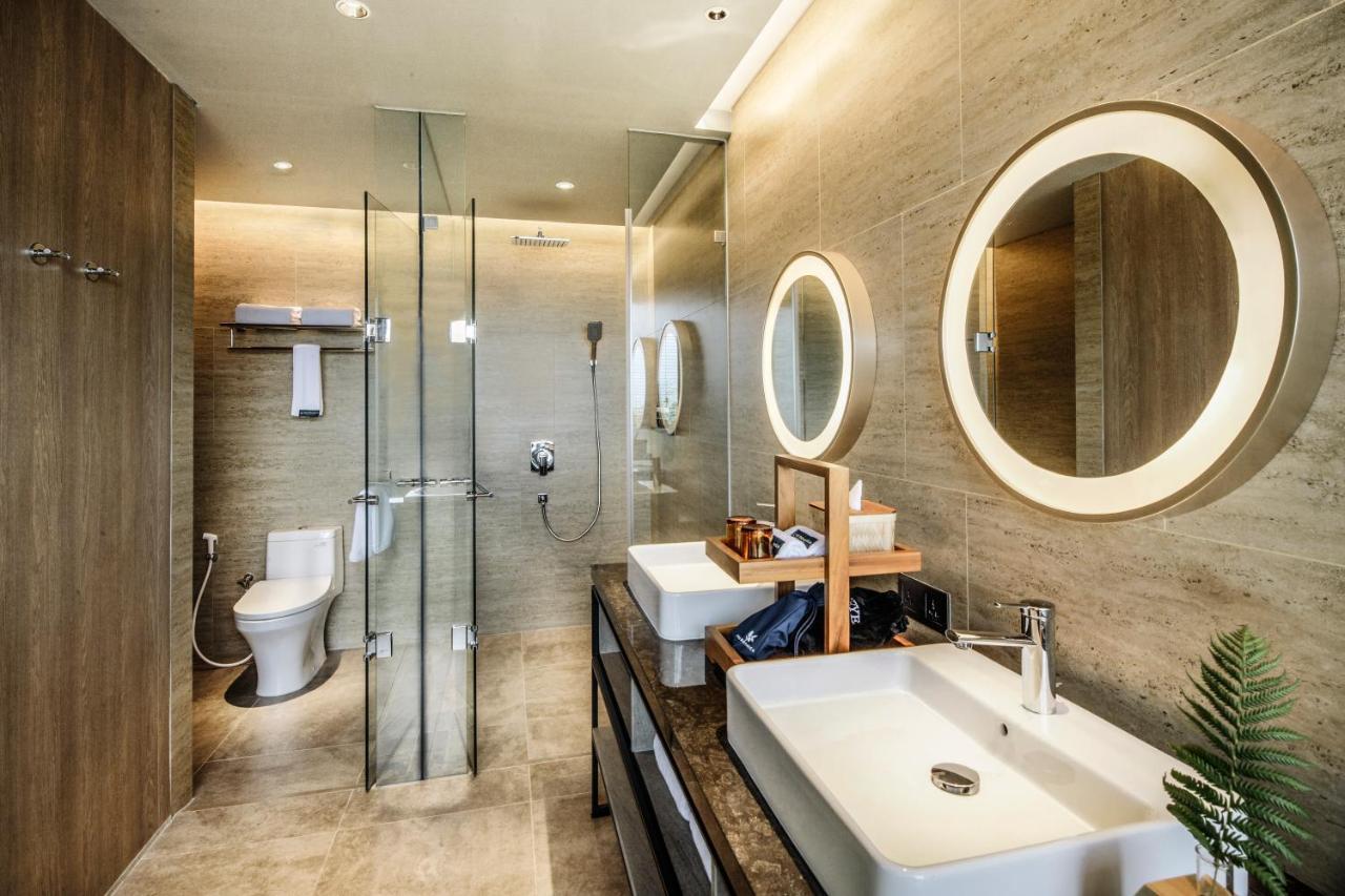 מלון פונקאק The Botanica Sanctuary מראה חיצוני תמונה Bathroom